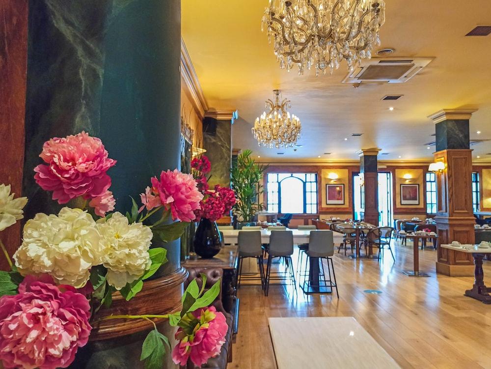 The Victoria Hotel Hotel 3*